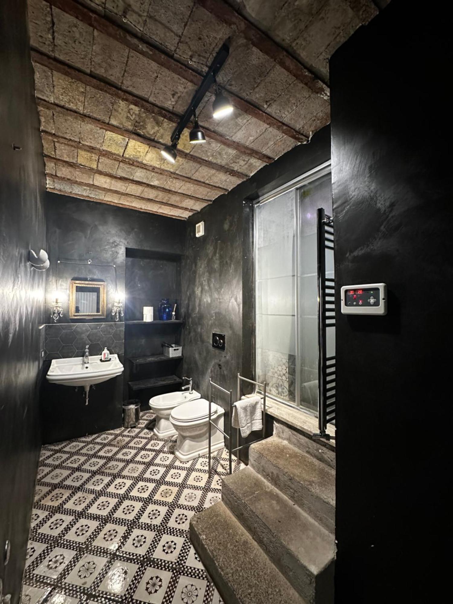 Sant'Elena Retreat Apartment Rome Bagian luar foto